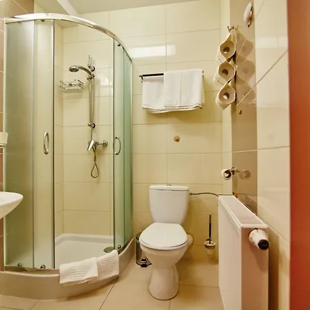 Centrum Obslugi Turysty Kordegarda Raczki  Esterno foto